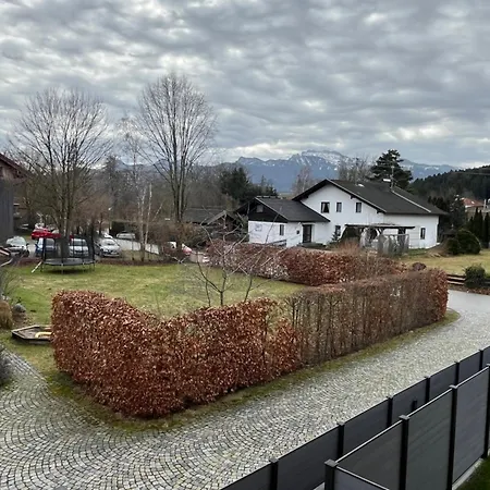 Uniqe I 90qm I Bergblick I 3 Balkone I Seenah